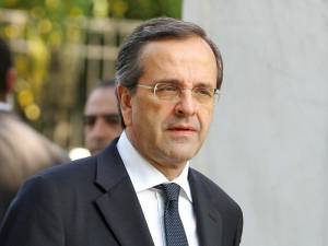 Για να διασφαλίσει τον έλεγχο της Περιφέρειας: "Ομηρία" Τατούλη ετοιμάζει ο Σαμαράς