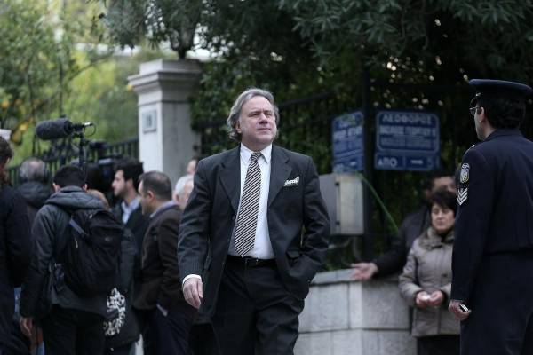 Κατρούγκαλος: &quot;Καμία επιβάρυνση για το 90% των συνταξιούχων από την αύξηση των εισφορών υγείας&quot;