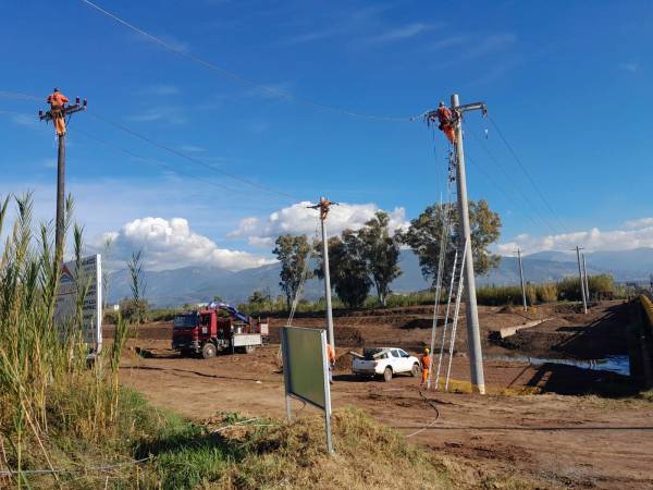 Εντυπωσιακές εικόνες με εναερίτες στον Πάμισο