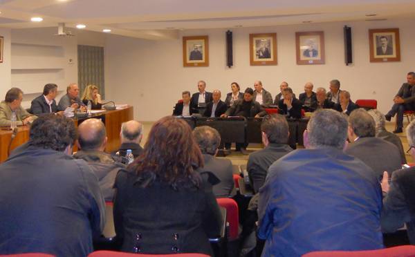 Καβγάς για τις προσκλήσεις στις εκδηλώσεις της Αίπειας