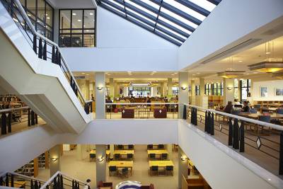 Υποτροφίες ύψους 3,5 εκατομμυρίων ευρώ για σπουδές στο Deree