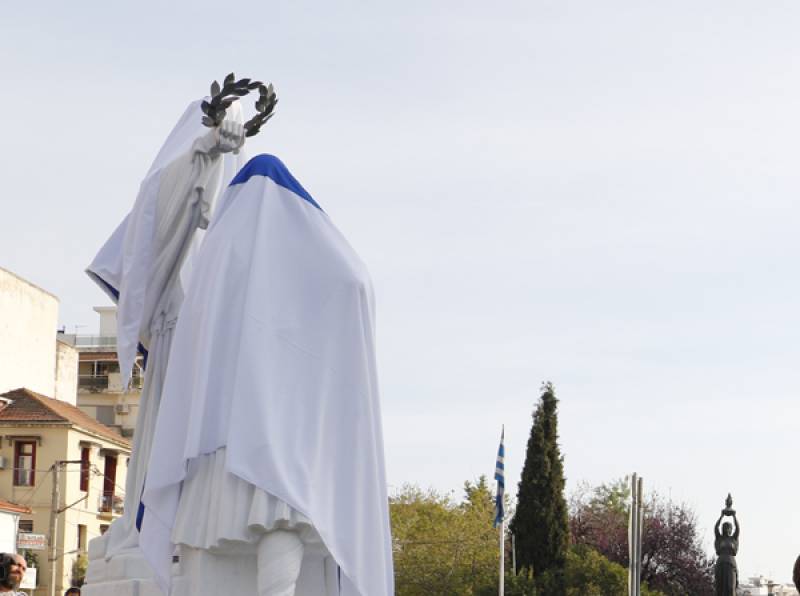 Ενημέρωση για τα γλυπτά ζητεί το Επιμελητήριο Εικαστικών Τεχνών
