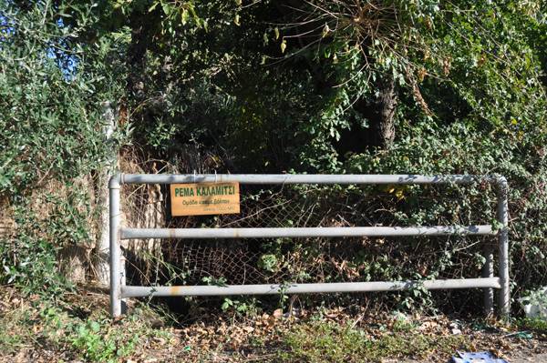 Σήμανση ρεμάτων στην Καλαμάτα από την ομάδα "Πάμε βόλτα"