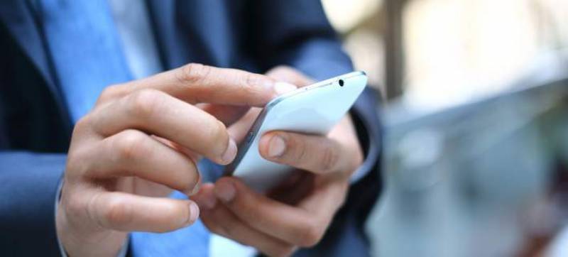 Εκλεψε το κινητό της καθαρίστριας μέσα από τα δικαστήρια της Καλαμάτας