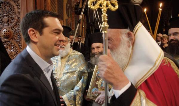 Τσίπρας: "Σήμερα πρέπει να θυμόμαστε ότι τίποτα δεν μας χαρίστηκε"