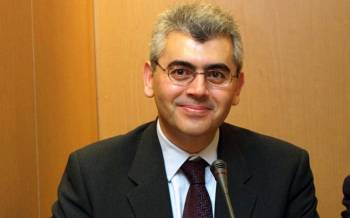 Ρεαλισμός και αποφασιστικότητα| Μάξιμος Χαρακόπουλος