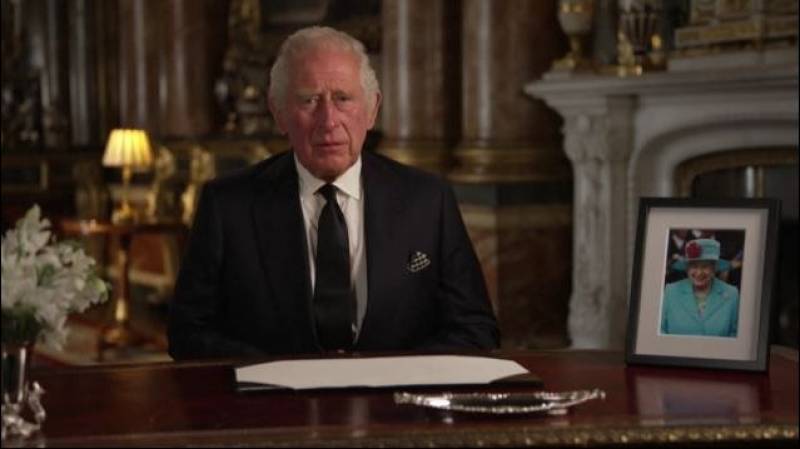 Βρετανία: Το πρώτο διάγγελμα του βασιλιά Καρόλου προς το έθνος – Πρίγκιπας της Ουαλίας ο Ουίλιαμ (βίντεο)