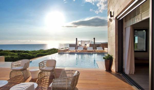 Ετσι ξεκίνησε η Costa Navarino