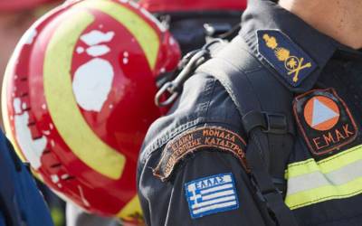 Επιχείρηση απεγκλωβισμού γερμανίδας τουρίστριας στον Μπάλο Χανίων