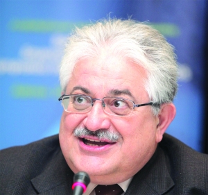 Ο Τζαβάρας στην Κορώνη για τις ζημιές στο Κάστρο