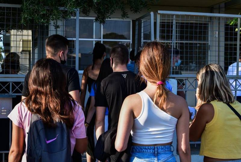 Πανελλήνιες 2022: H Ελάχιστη Βάση Εισαγωγής στα πανεπιστήμια ήρθε για να μείνει