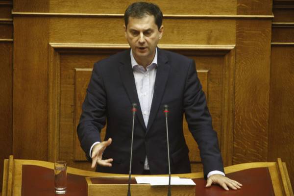Ο Χάρης Θεοχάρης στην "Ε": "Υπάρχει σωτηρία αν…"