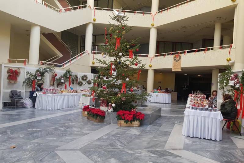 Καλαμάτα: Συνεχίζεται η χριστουγεννιάτικη εορταγορά των Παιδικών Χωριών SOS