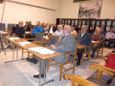 Ελάχιστοι επιχειρηματίες στην ενημέρωση για τα &quot;κόκκινα δάνεια&quot;