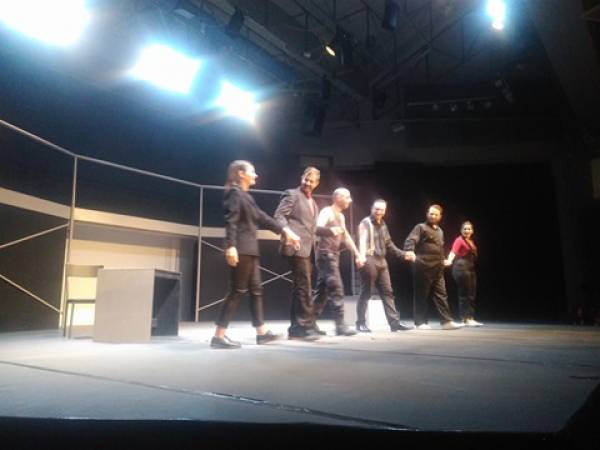 Θερμό χειροκρότημα για τα «Επείγοντα περιστατικά» της ομάδας “Fraction”