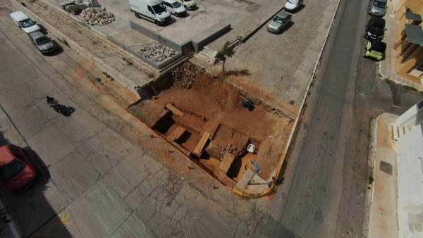 Αποκλεισμός Χρυσοστόμου Θέμελη για ανασκαφή πλατείας Υπαπαντής