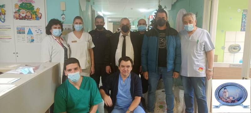 Ένωση Προσωπικού Λιμενικού Σώματος: Δώρα και γλυκά σε παιδιά που νοσηλεύονται στην Παιδιατρική Κλινική