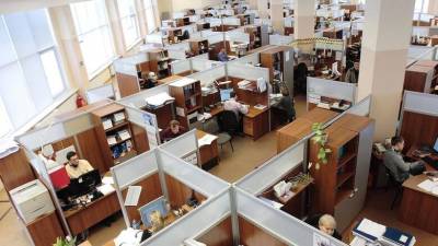 EY: Ένας στους τρεις παγκοσμίως σκέφτεται να αλλάξει δουλειά