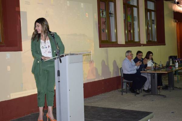 «Ενας περιηγητής αφηγείται» - Με επιτυχία η παρουσίαση βιβλίου του Δημοτικού Σχολείου Μεθώνης (Βίντεο+φωτο)