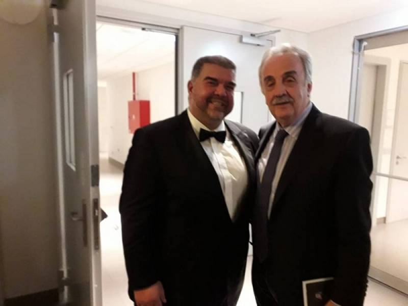 Τεράστια επιτυχία το προσωπικό ρεσιτάλ του Δημήτρη Πλατανιά στη Λυρική