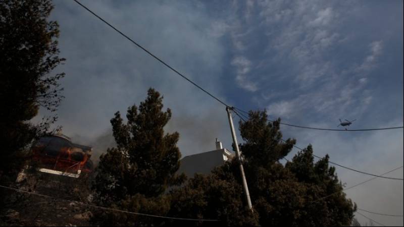Πολύ υψηλός κίνδυνος πυρκαγιάς σήμερα σε Αττική και άλλες τέσσερις περιφέρειες