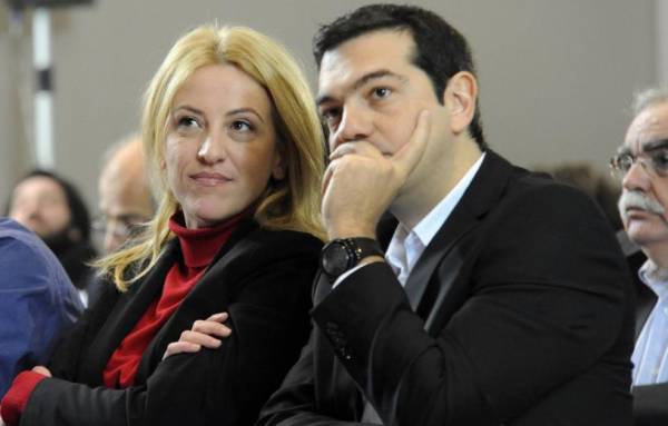 Ψαρεύοντας στα θολά νερά της νεοελληνικής συντήρησης | Θέμος Ρίζος