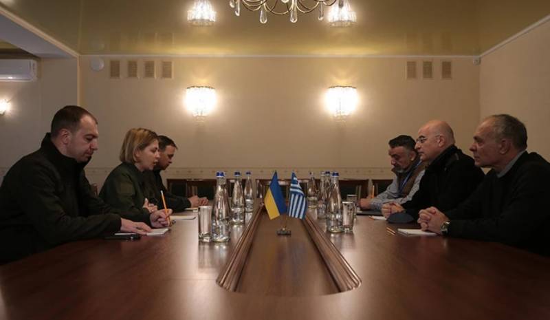 Δένδιας: Η Ελλάδα θα είναι μέρος στο λαμπρό μέλλον της Οδησσού