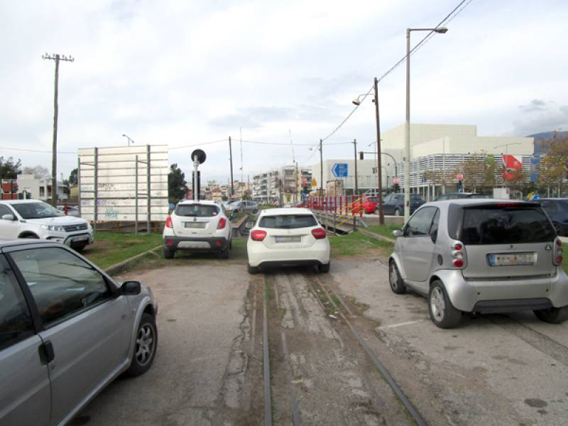 Παρκάρουν παντού