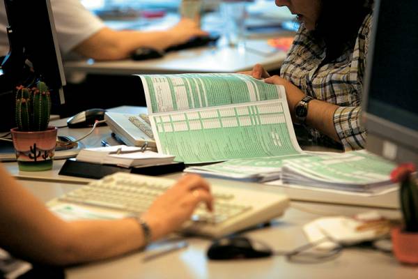 Τσακαλώτος: Δημιουργείται ΔΟΥ κρυμμένου πλούτου