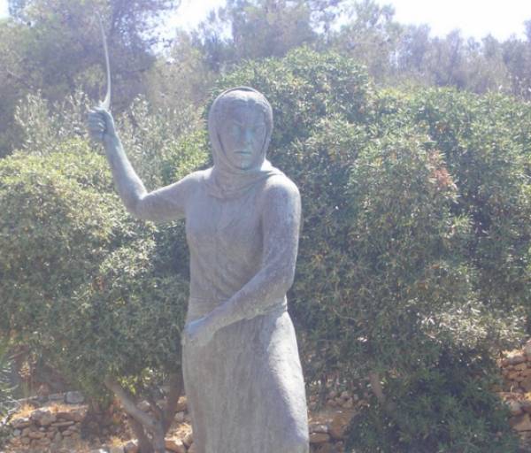 Η γυναίκα στη Μάνη