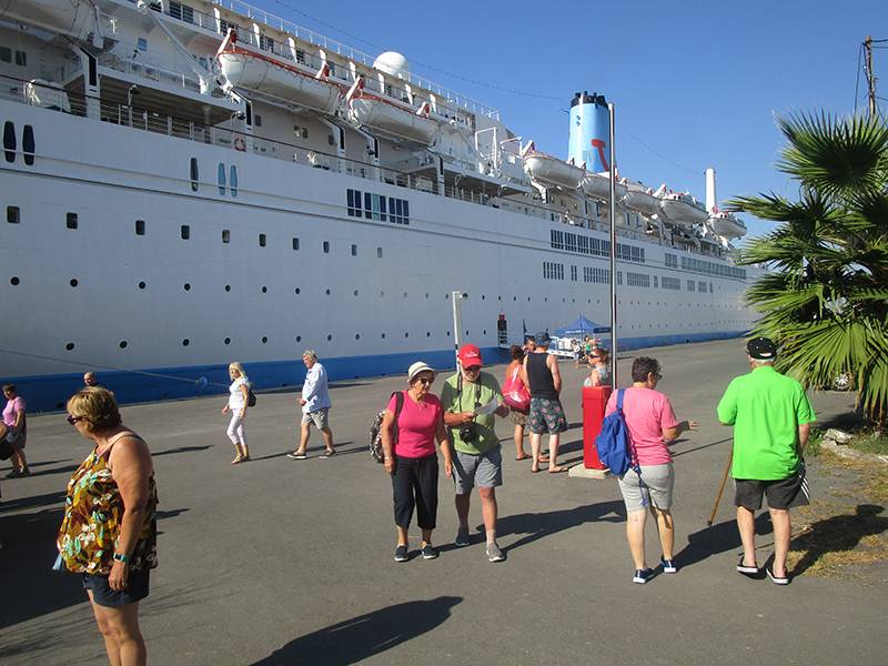 Με 1.334 τουρίστες έφτασε στην Καλαμάτα το "Marella Celebration"