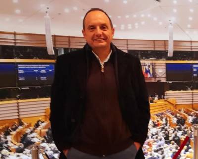 Ενημερωτικό ταξίδι Κορομηλά στην Ευρωβουλή