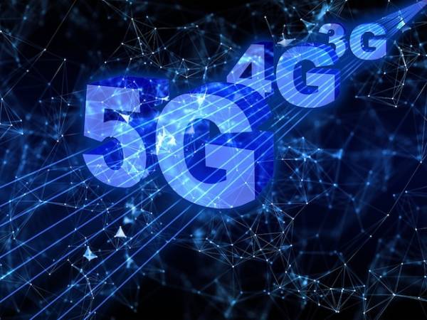 Free Wi - Fi ή δίκτυο 5G;