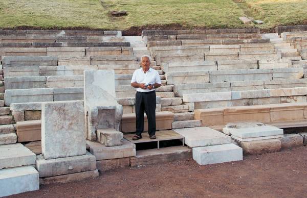 Παρουσιάστηκε στην Αθήνα το ντοκιμαντέρ για τη ζωή του Πέτρου Θέμελη