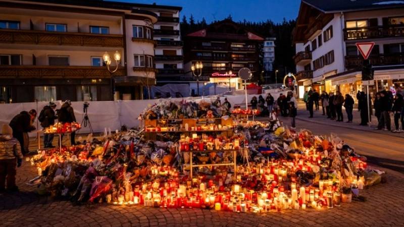 Τραγωδία στο Κραν Μοντανά: "Γιατί το ζευγάρι ιδιοκτητών του μπαρ είναι ελεύθερο;": Οργισμένος ο ελβετικός Τύπος