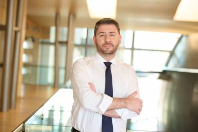 Άρθρο Ανδρουλάκη στην "Ε": "Στις 21 Μαΐου αγωνιζόμαστε για μια πατρίδα υψηλών προσδοκιών"