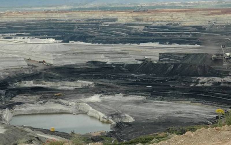 Αυταπάτες που ζεσταίνονται με… κάρβουνο