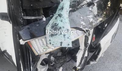 Τροχαίο δυστύχημα στον Πλαταμώνα: Νεκρός 19χρονος, έξι τραυματίες