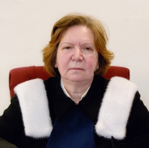 Η πρόεδρος του Αρείου Πάγου στην πίτα του Δικηγορικού Συλλόγου Καλαμάτας