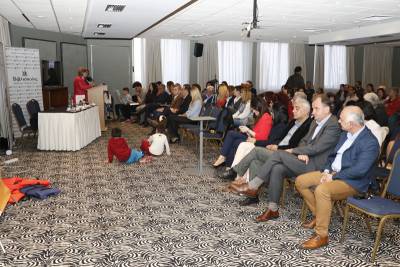 Παρουσιάστηκε το βιβλίο «Μέσα από τα μάτια τους»