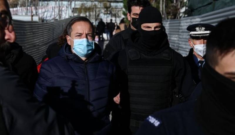 Μηνύσεις κατά πάντων από Λιγνάδη: Στο "στόχαστρο" και Μελέτη, Βαλιανάτος, Σκορδά