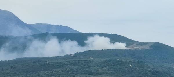 Τριφυλία: Διαμαρτυρίες για τη νέα φωτιά στη χωματερή στο Αλιμάκι