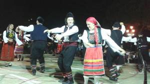 Ζεστό χειροκρότημα για φιλαρμονική και χορό στα Φιλιατρά