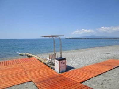 Η Τσιγκάνου για την πρόσβαση ΑΜΕΑ στις παραλίες