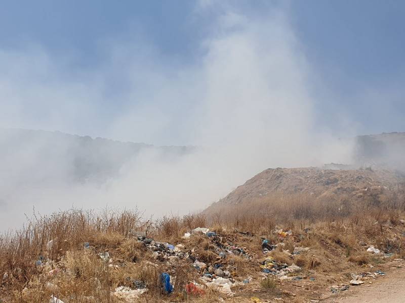 Μεσσηνία: Σε εξέλιξη πυρκαγιά στη χωματερή στο Αλιμάκι