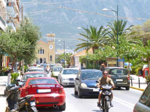 Οι διοικητές αλλάζουν, αλλά… το χάος μένει