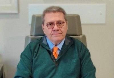 Ετοιμάζει την υποψηφιότητά του;