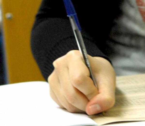 Καλαμάτα: Τρεις ανήλικοι παραβάτες πήραν απολυτήριο Δημοτικού