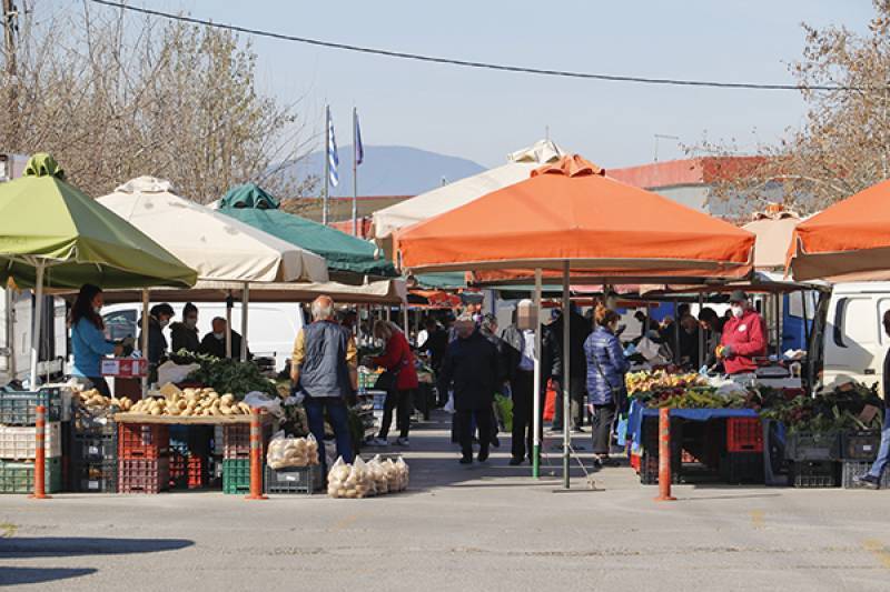 Καλαμάτα: Συζήτηση για λαϊκές αγορές ζητεί ο Τζαμουράνης