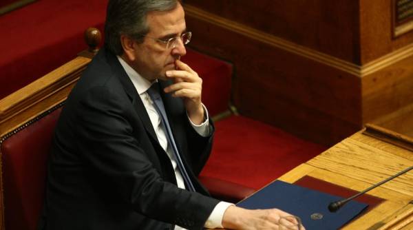 Στις 12.00 ο Σαμαράς στον Παπούλια για να ζητήσει διάλυση της Βουλής